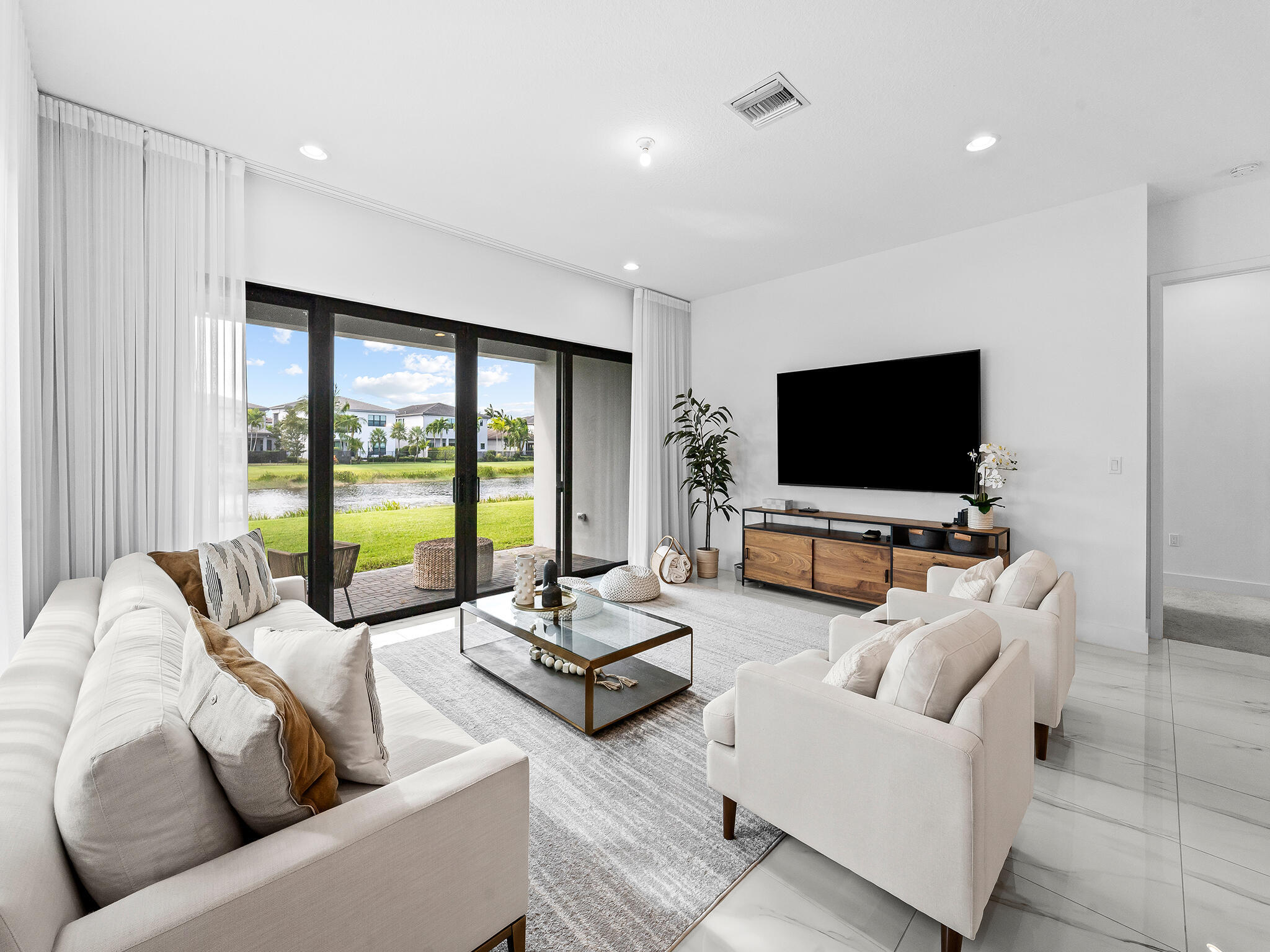 17345 Sea Blossom Way Boca Raton, FL 33496 - Photo 12 of 40 20231109175832896906000000-o