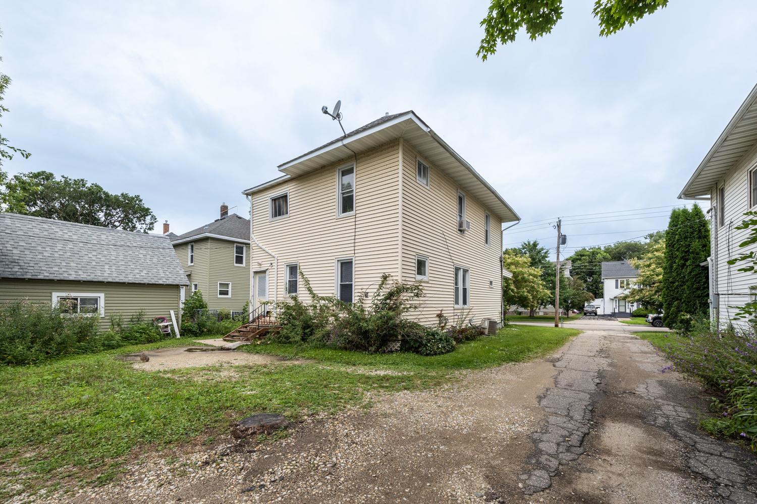 926 2nd Street Northwest Rochester, MN 55901 - Photo 19 of 33