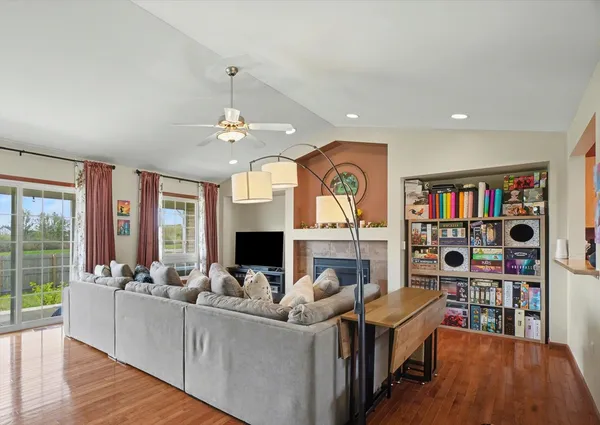 $270,000 | 1605 Bunker Corner, Urbana, IL 61802