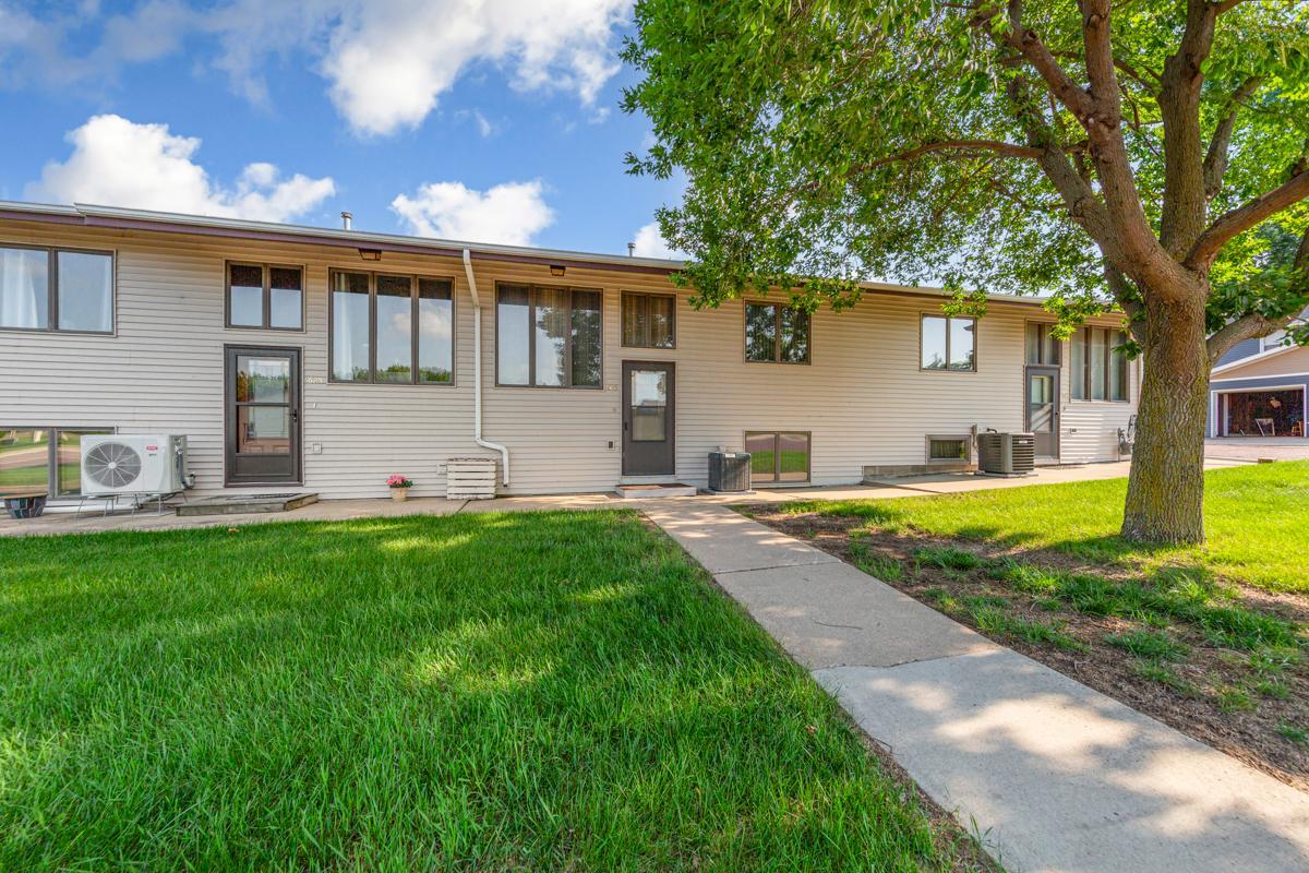 635 5th Street Windom, MN 56101 - Photo 1 of 1 Gallery Image 1