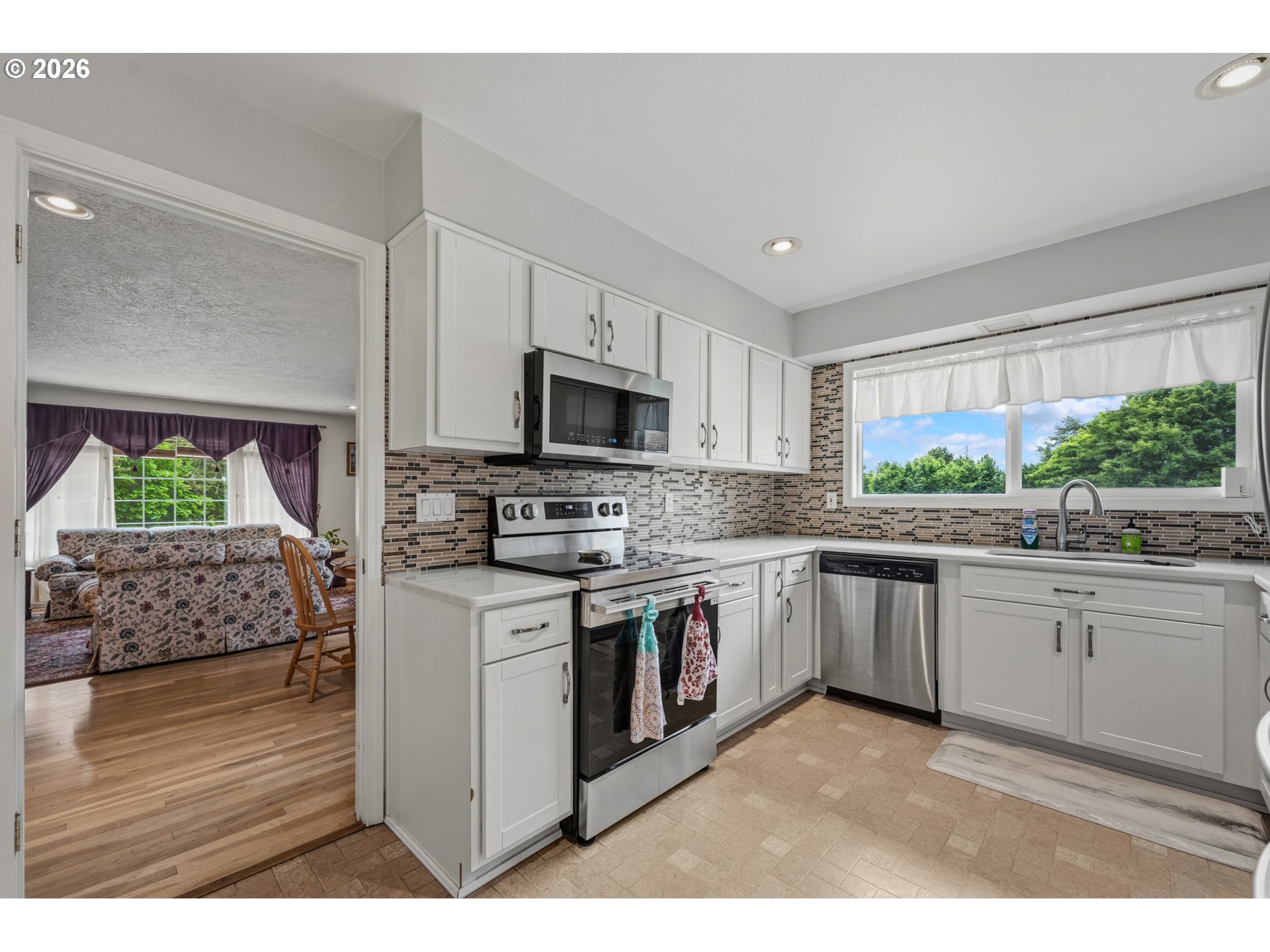 14965 Southwest Bull Mountain Road Tigard, OR 97224 - Photo 16 of 48