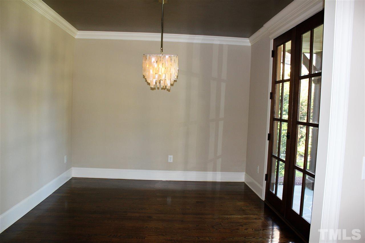 8500 Briarthorne Place Raleigh, NC 27613 - Photo 3 of 30
