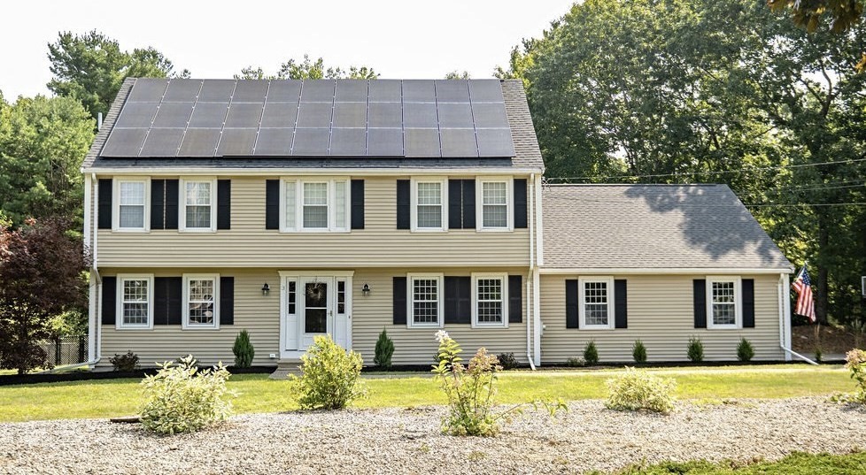 3 Erin Lane Norfolk, MA 02056 - Photo 2 of 37