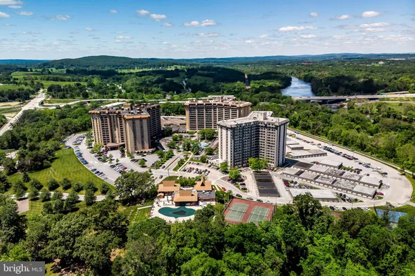 $299,000 | 20626 Valley Forge Circle, Unit 626, King of Prussia, PA 19406