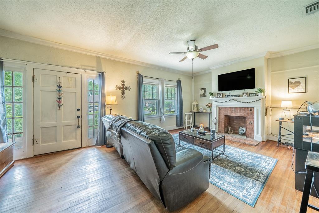 106 Walnut Street Terrell, TX 75160 - Photo 2 of 27