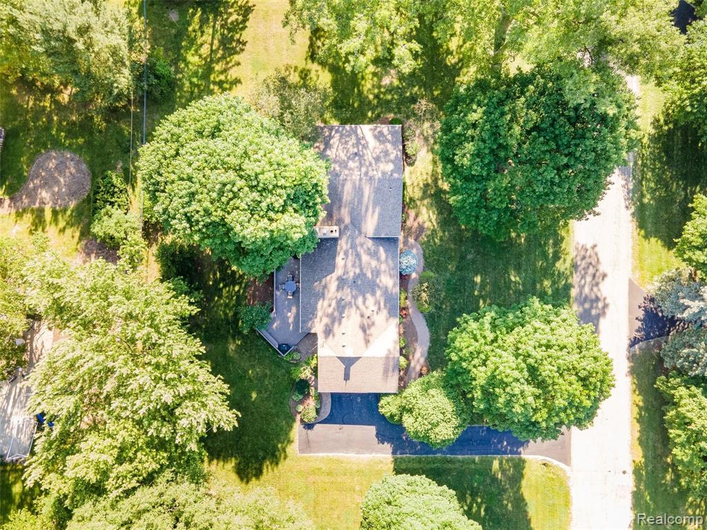 908 South Reading Road Bloomfield Hills, MI 48304 - Photo 48 of 49