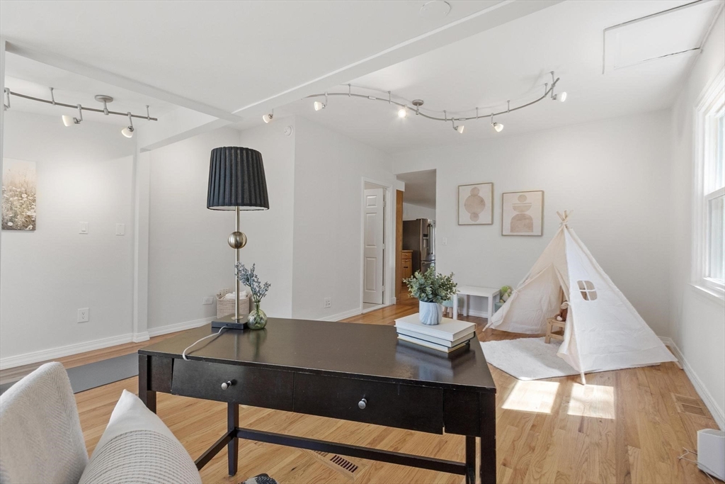 18 Gilman Road Billerica, MA 01862 - Photo 18 of 42 Gallery Image 18