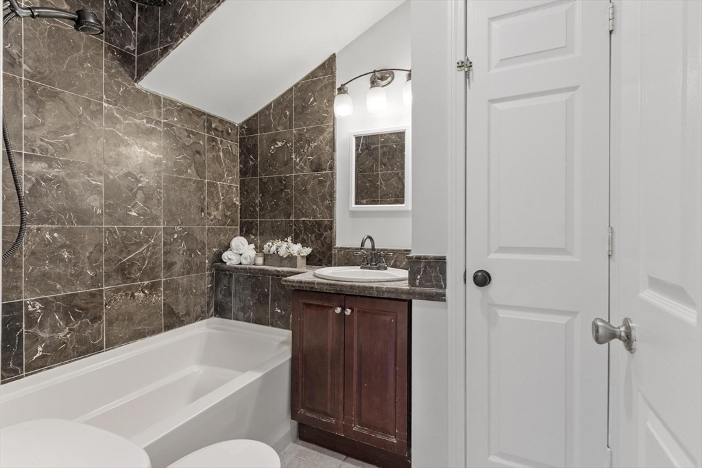 18 Gilman Road Billerica, MA 01862 - Photo 20 of 42 Gallery Image 20