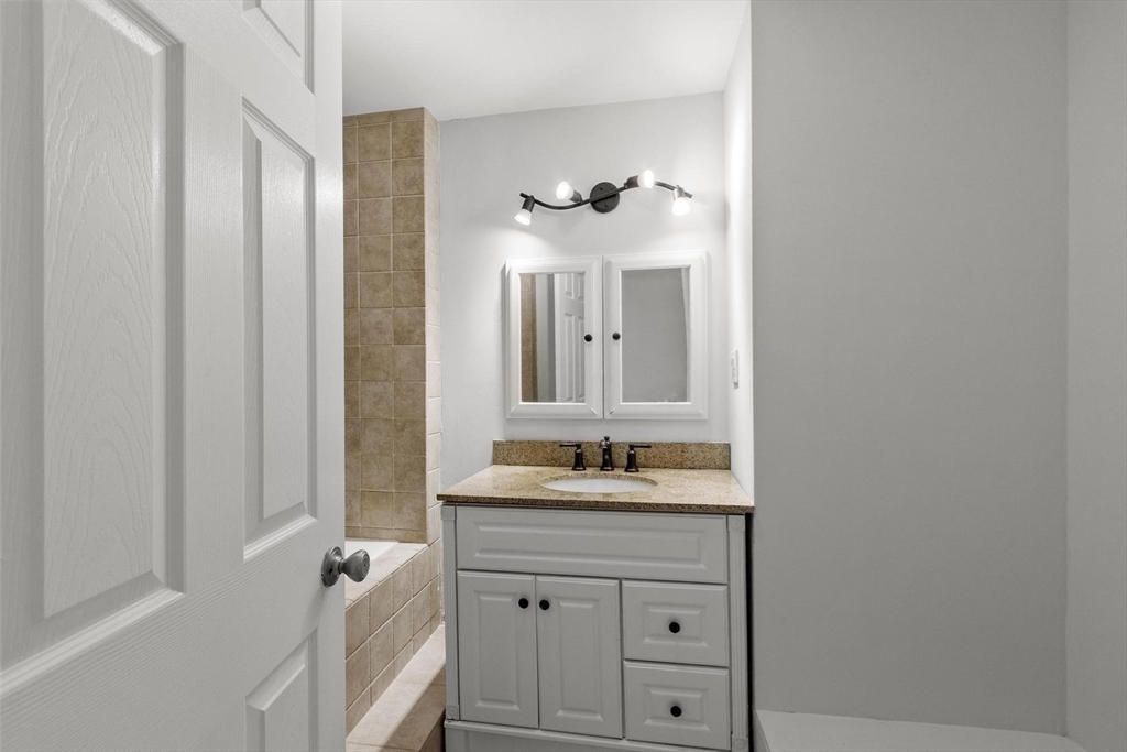 18 Gilman Road Billerica, MA 01862 - Photo 28 of 42 Gallery Image 28