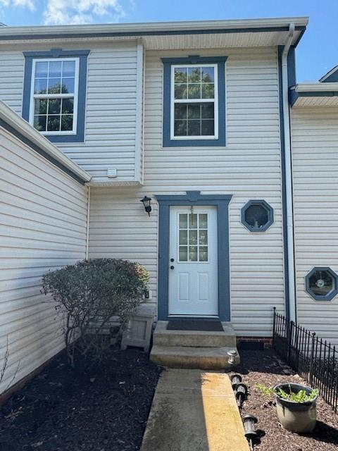 1003 Rural Ridge Drive Cheswick, PA 15024 - Photo 5 of 30 a front view of a house with garden