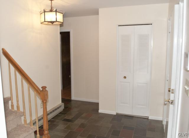 4225 Jacksonville Road Bethlehem, PA 18017 - Photo 3 of 35 Foyer
