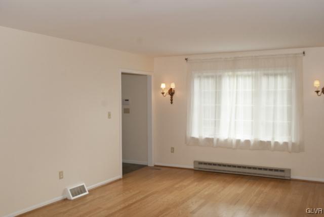 4225 Jacksonville Road Bethlehem, PA 18017 - Photo 8 of 35 Gallery Image 8