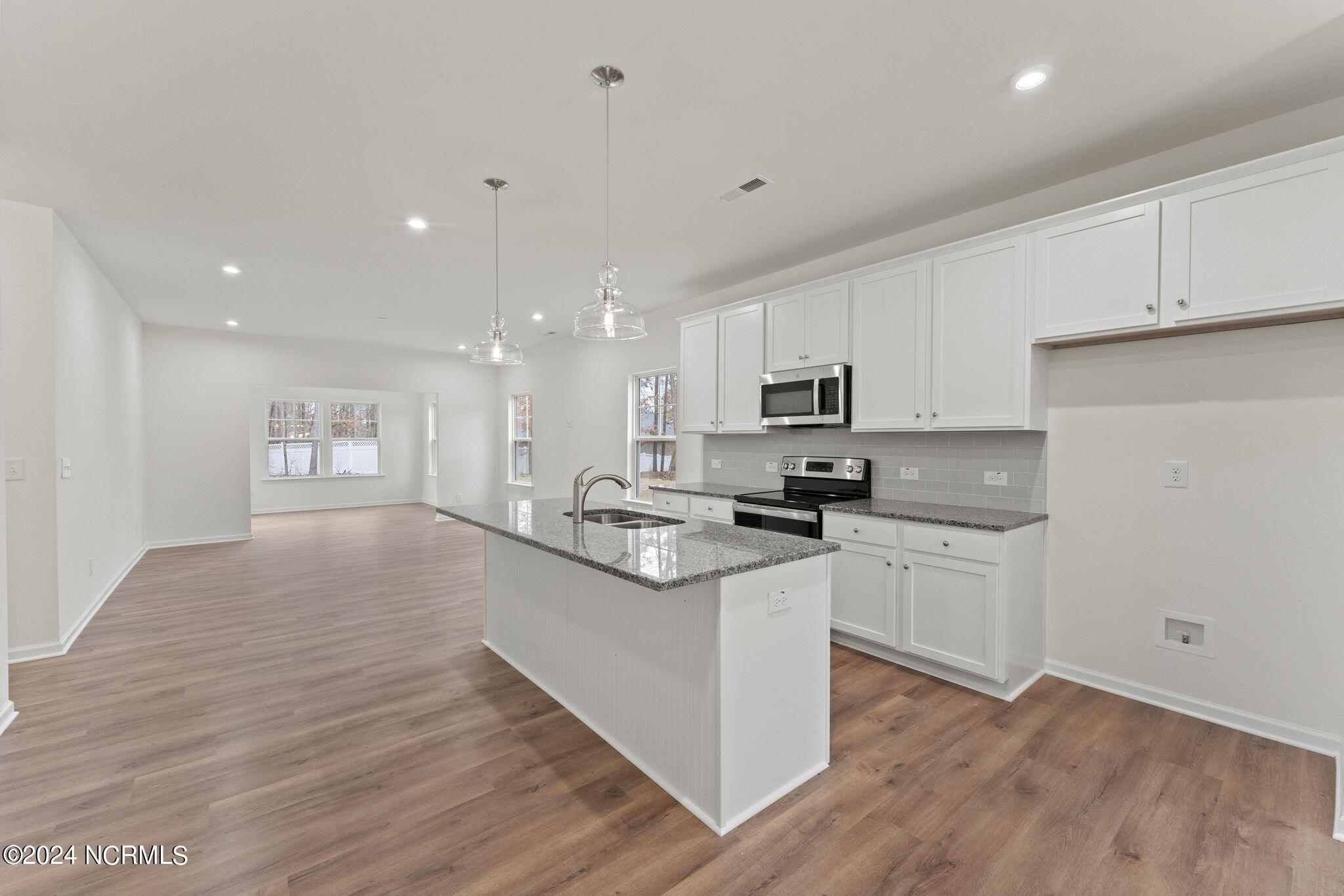 123 Sutherland Road Sanford, NC 27330 - Photo 6 of 26 8-web-or-mls-08