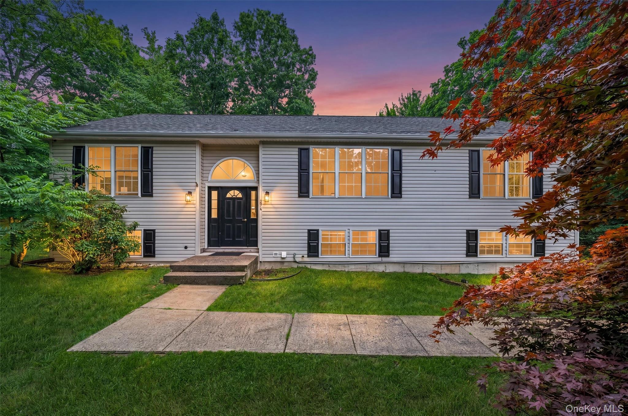 274 Echo Road Bloomingburg, NY 12721 - Photo 1 of 46