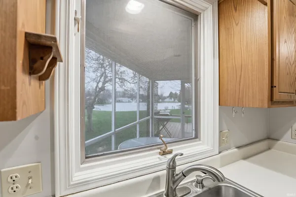 $245,000 | 2908 Wood Knoll Lane, Fort Wayne, IN 46804