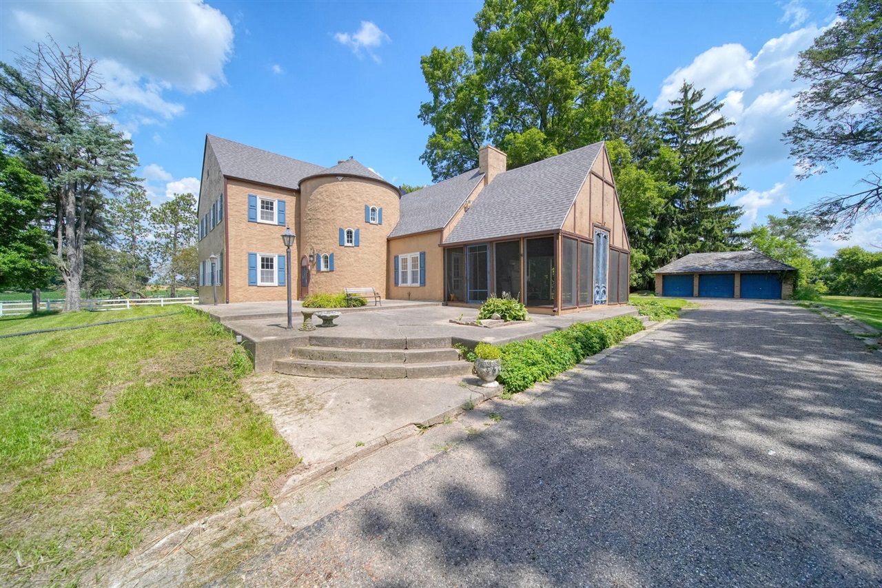 7295 North Gibbs Road Albion, MI 49224 - Photo 3 of 50