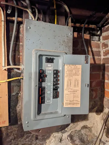 $235,000 | 86 Hazel Street, Rutland, VT 05701