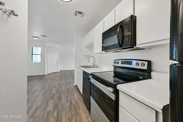 $1,399 | 3065 North 67th Avenue, Unit 222, Phoenix, AZ 85033