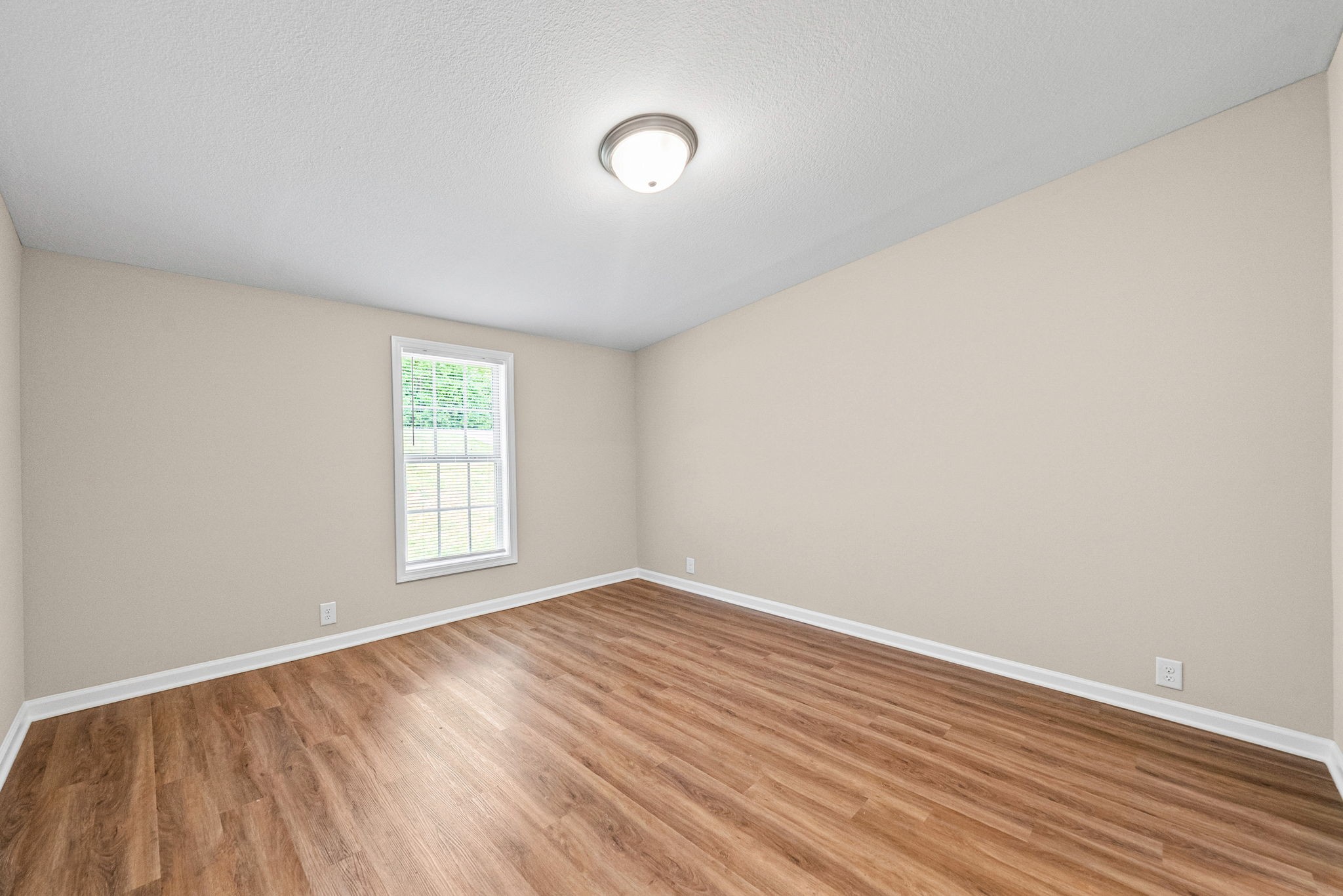 221 Bumpus Mill Road Oak Grove, KY 42262 - Photo 12 of 16