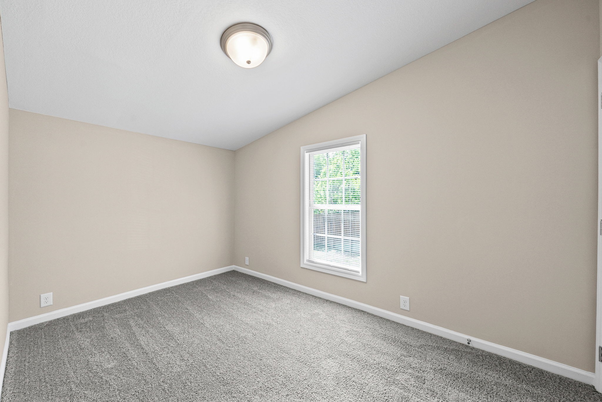 221 Bumpus Mill Road Oak Grove, KY 42262 - Photo 10 of 16