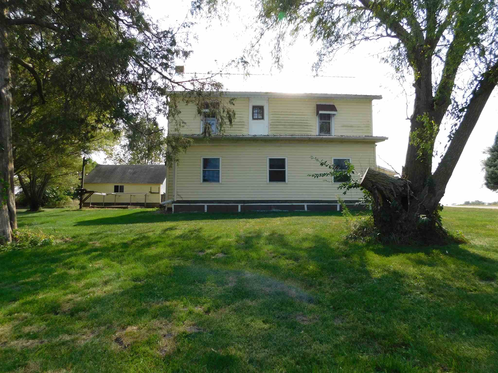 8479 East Division Road Akron, IN 46910 - Photo 8 of 34