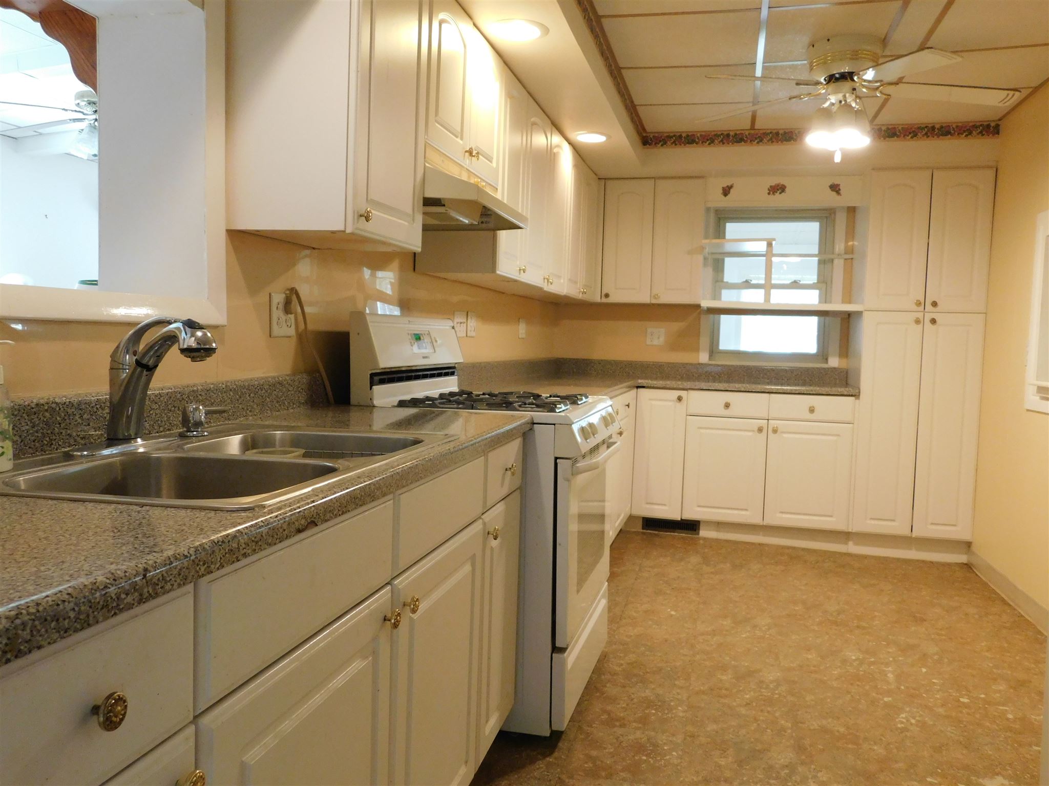 8479 East Division Road Akron, IN 46910 - Photo 10 of 34