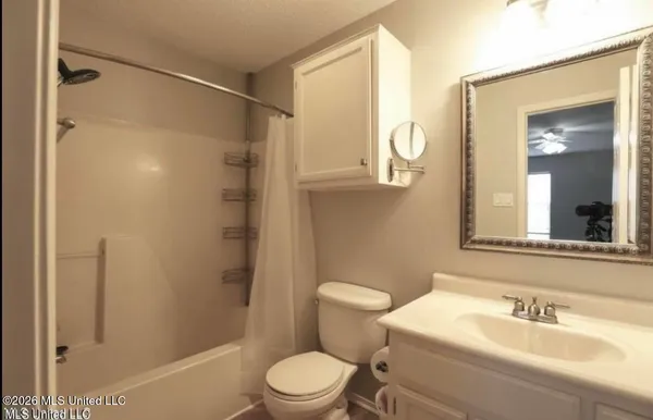 $1,700 | 354 Bells Ferry Drive, Biloxi, MS 39531