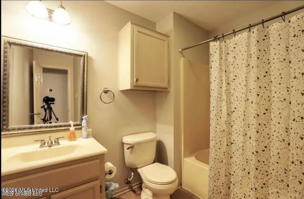 $1,700 | 354 Bells Ferry Drive, Biloxi, MS 39531