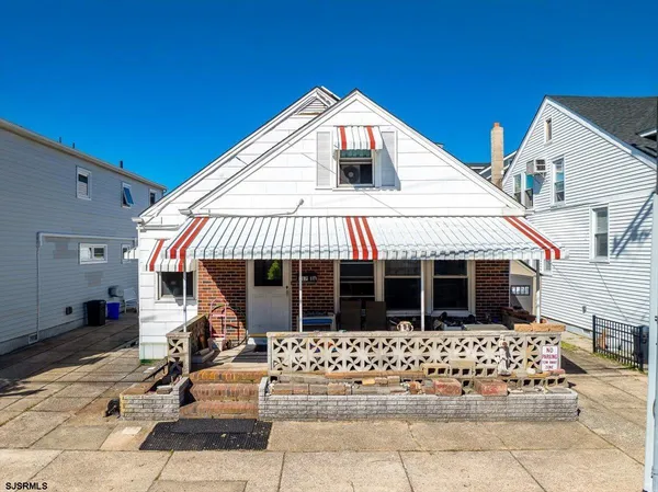 $749,000 | 117 North Granville Avenue, Margate City, NJ 08402