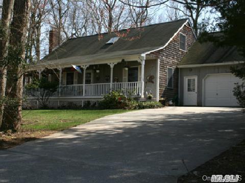 145 Hickory Road Southold, NY 11971 - Photo 1 of 1 Gallery Image 1