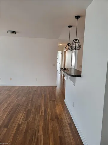 $1,350 | 1625 Cherry Blossom Lane, Unit 201, Winston-Salem, NC 27127