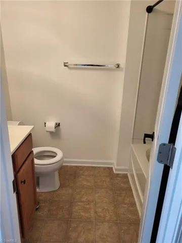 $1,350 | 1625 Cherry Blossom Lane, Unit 201, Winston-Salem, NC 27127