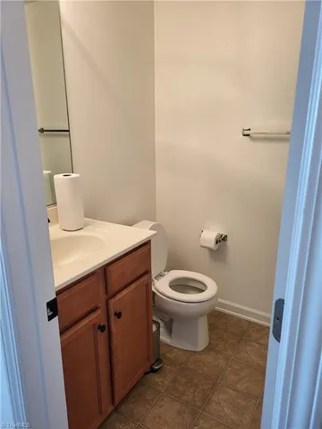 $1,350 | 1625 Cherry Blossom Lane, Unit 201, Winston-Salem, NC 27127