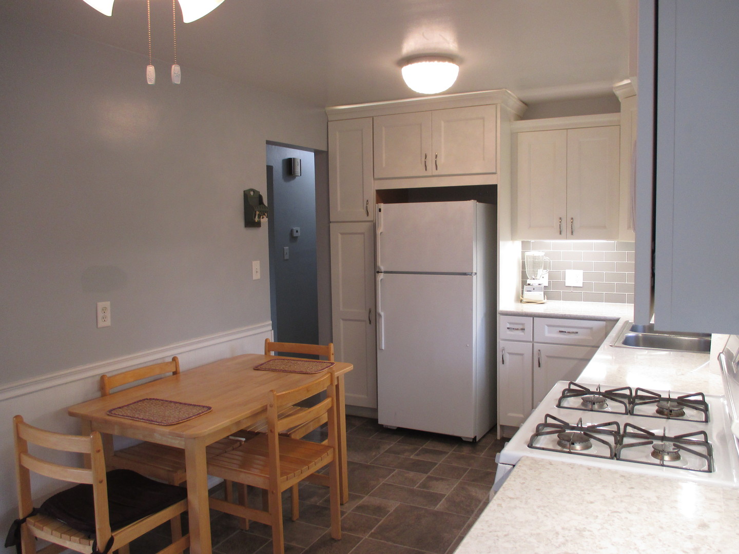 1606 Dearborn Street Crest Hill, IL 60403 - Photo 7 of 21