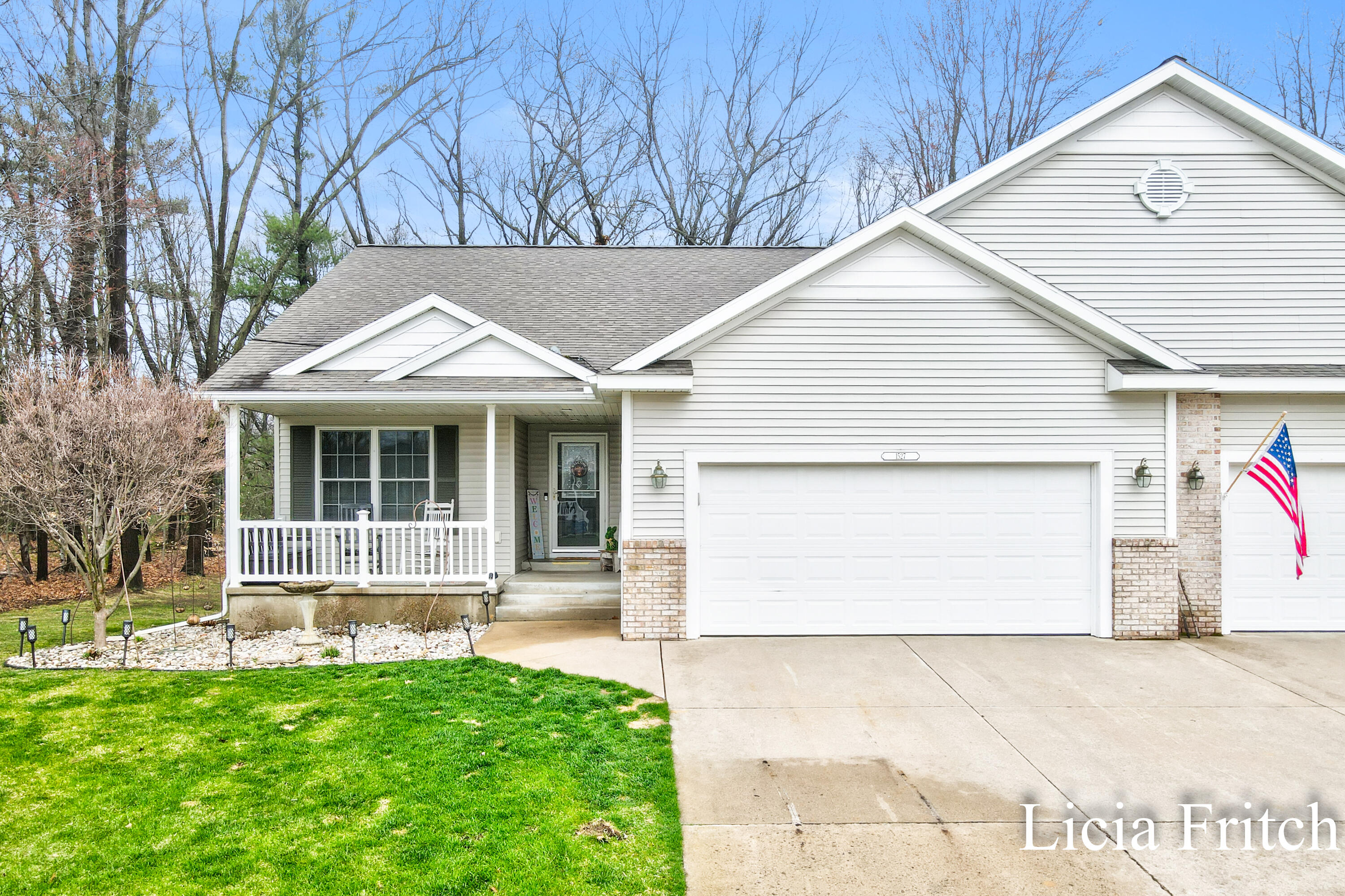 Licia Fritch - 1527 W Addison Way (49)-1