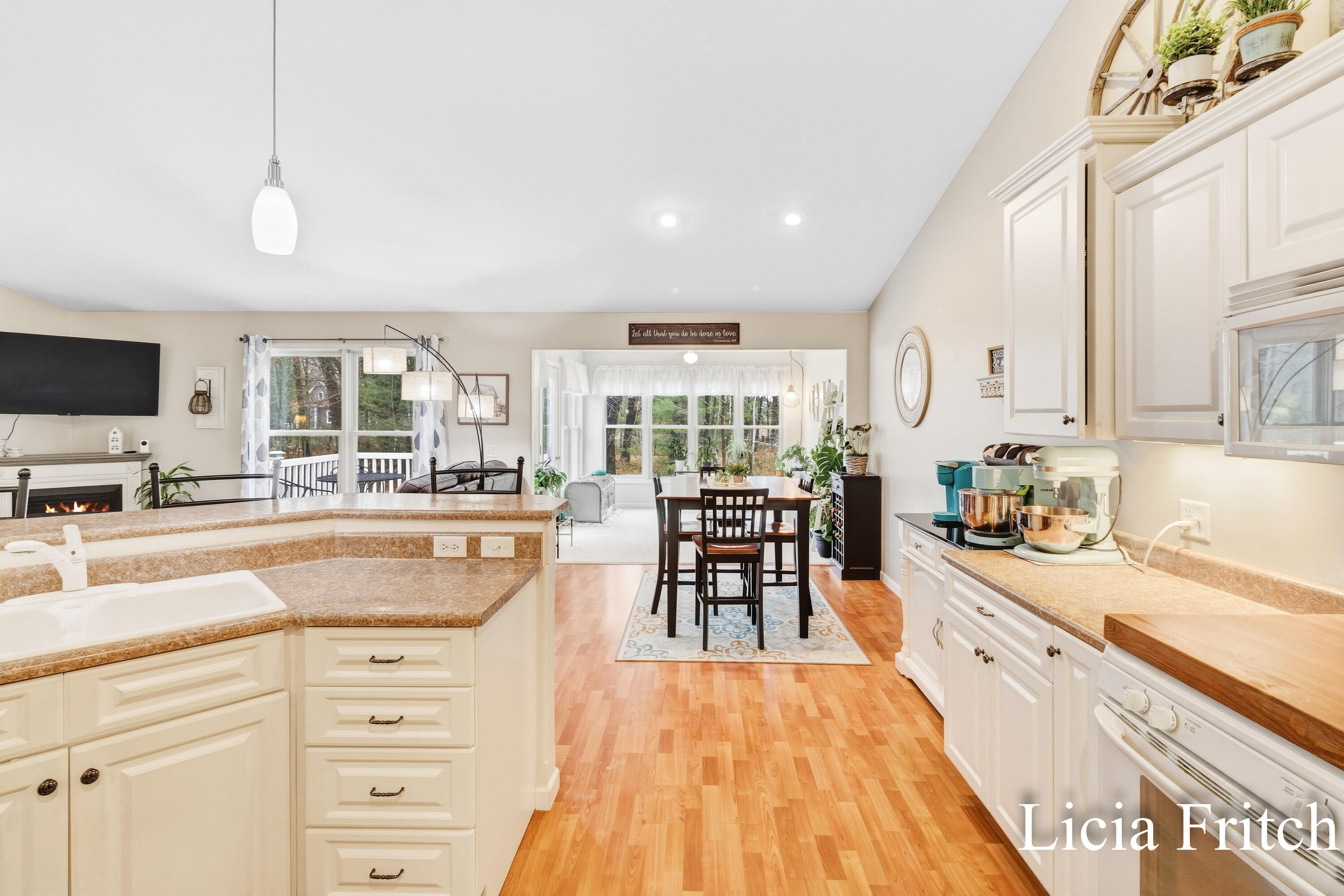 1527 West Addison Way Muskegon, MI 49445 - Photo 16 of 46 Licia Fritch - 1527 W Addison Way (49)-1