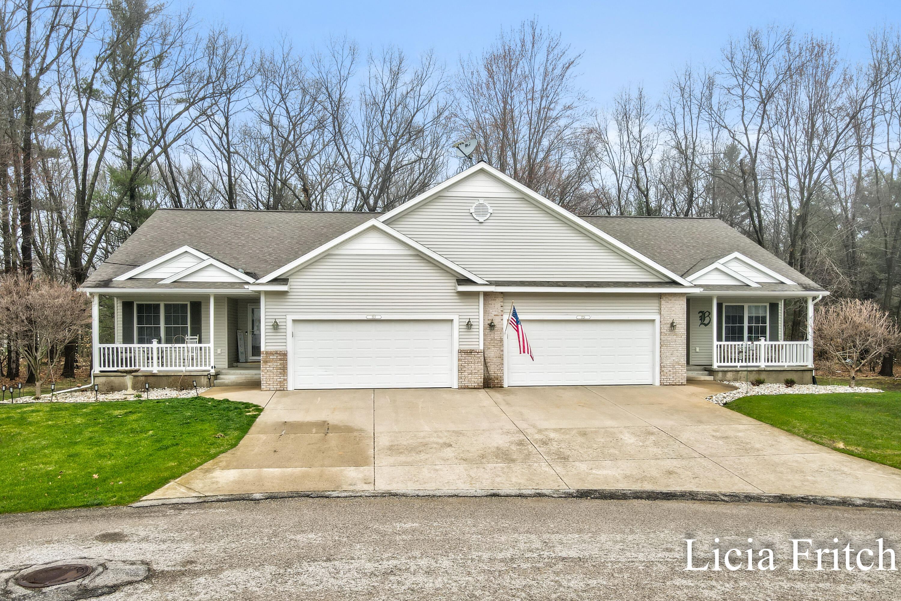 1527 West Addison Way Muskegon, MI 49445 - Photo 3 of 46 Licia Fritch - 1527 W Addison Way (49)-4