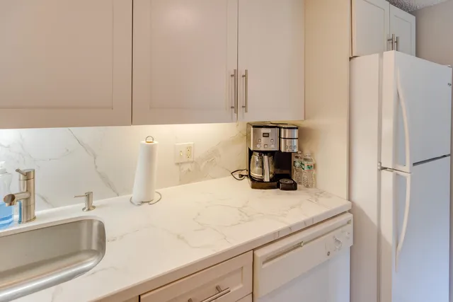 $459,000 | 65-2 Clearbrook Road, Lincoln, NH 03251