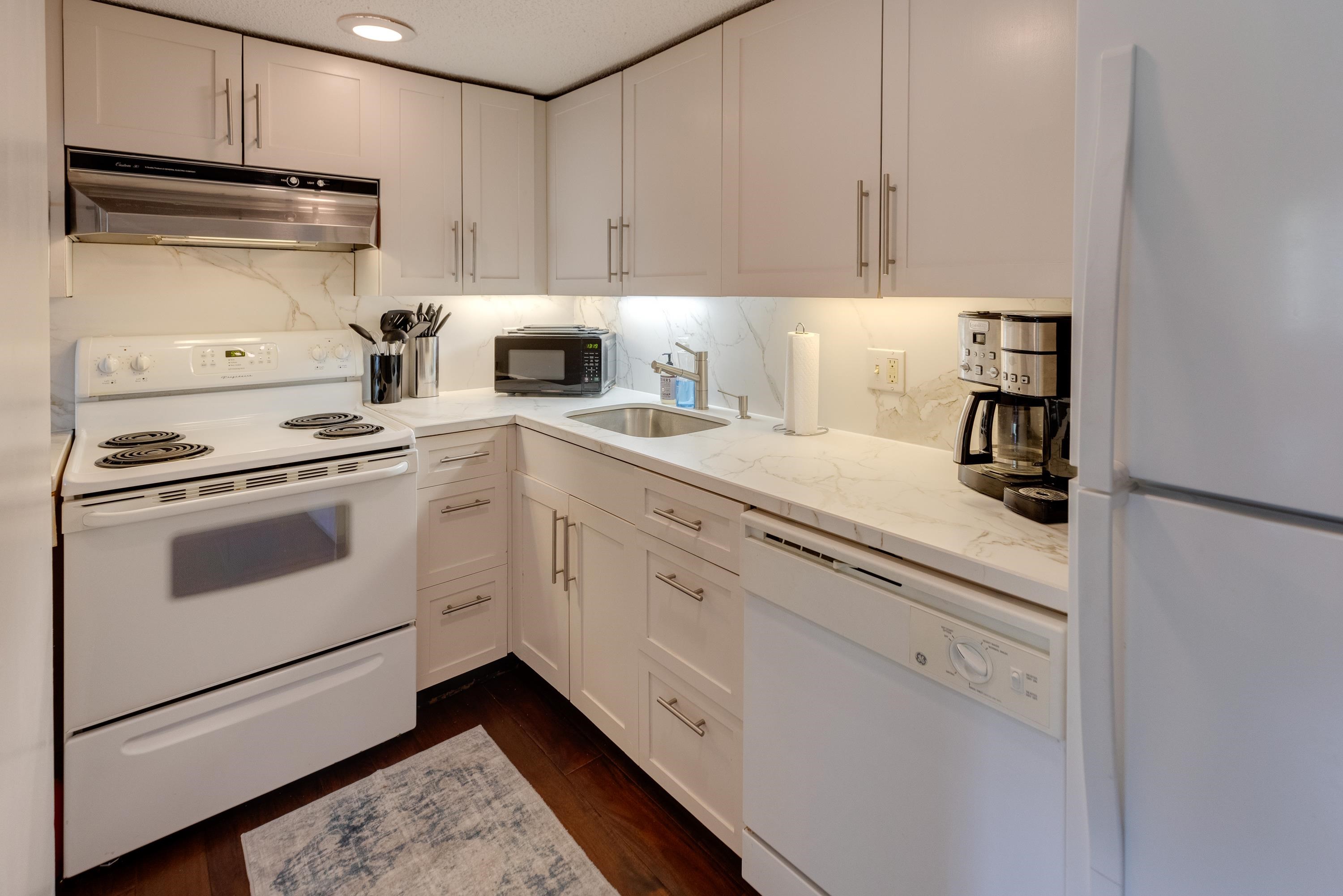 65-2 Clearbrook Road Lincoln, NH 03251 - Photo 14 of 35