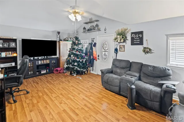 $135,000 | 835 Chouteau Street, Alton, IL 62002