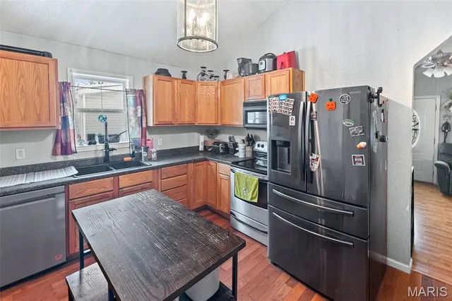 $135,000 | 835 Chouteau Street, Alton, IL 62002