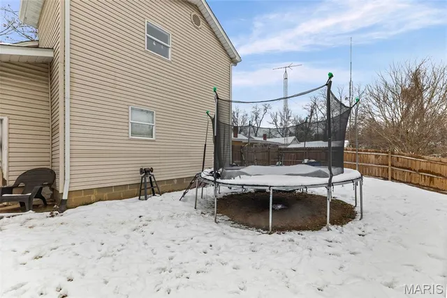 $135,000 | 835 Chouteau Street, Alton, IL 62002