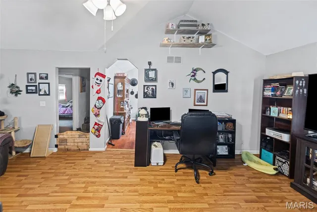 $135,000 | 835 Chouteau Street, Alton, IL 62002