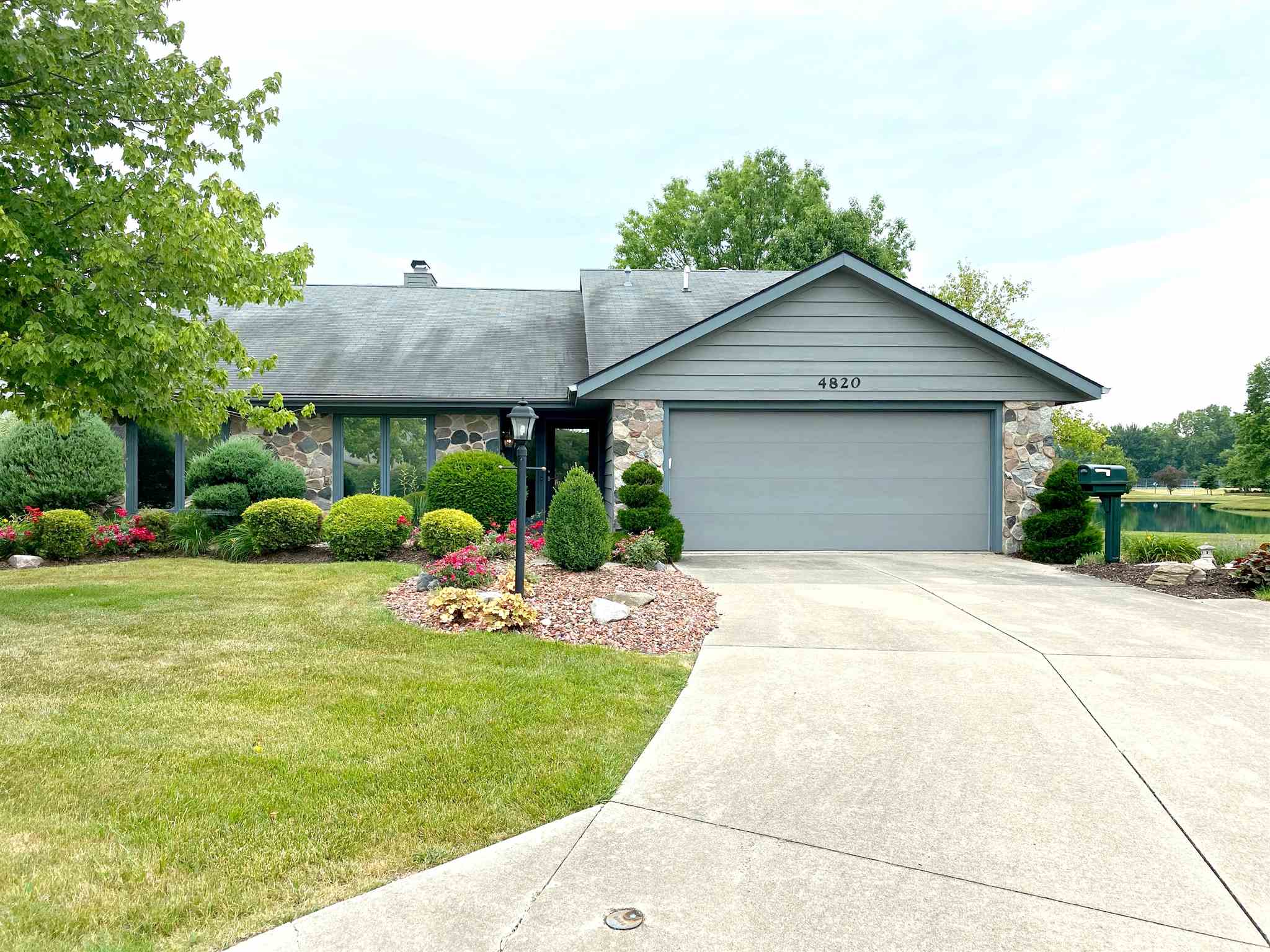 4820 Crystal Ridge Cove Fort Wayne, IN 46835 - Photo 1 of 27 Gallery Image 1