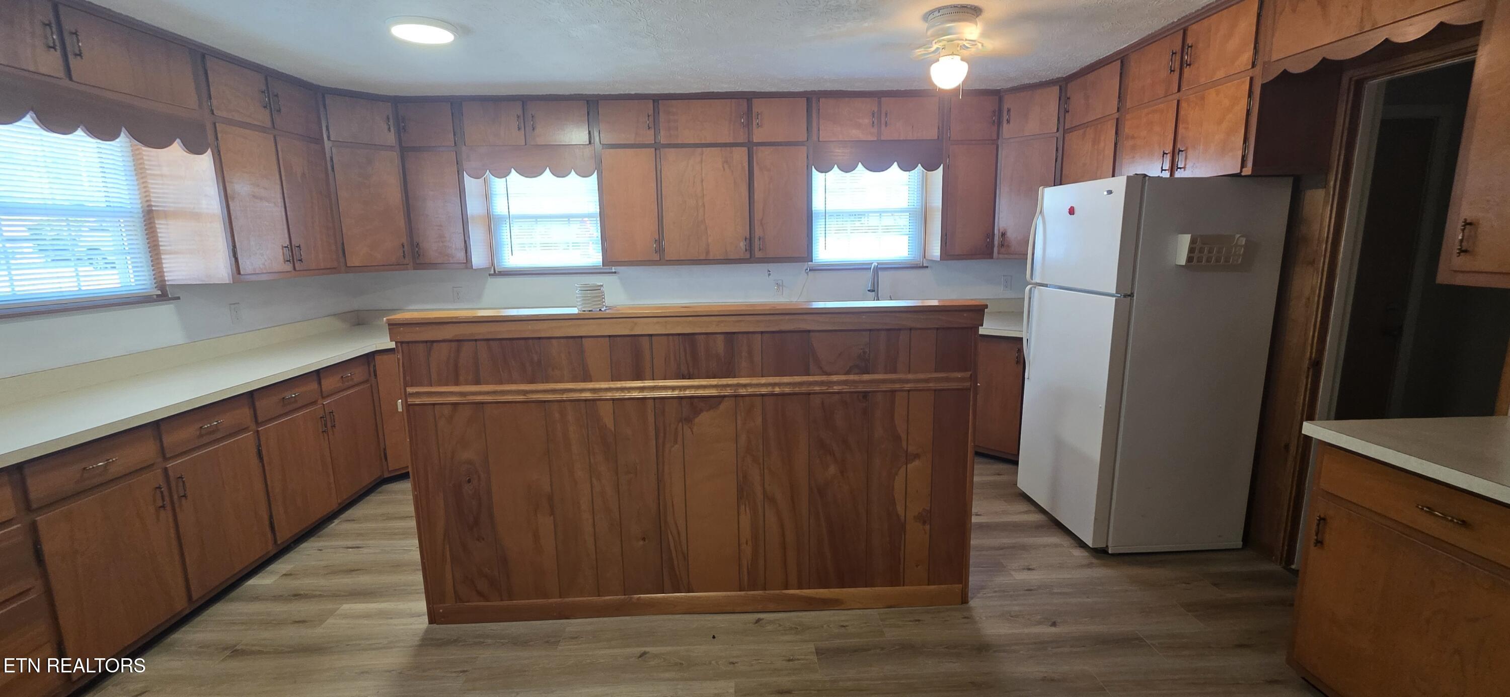 258 East Drive Oak Ridge, TN 37830 - Photo 6 of 42 1000007768