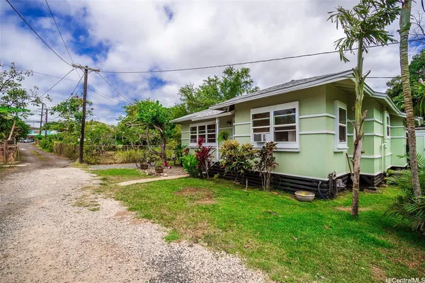 $4,500 | 66-219 Kamehameha Highway, Unit B, Haleiwa, HI 96712
