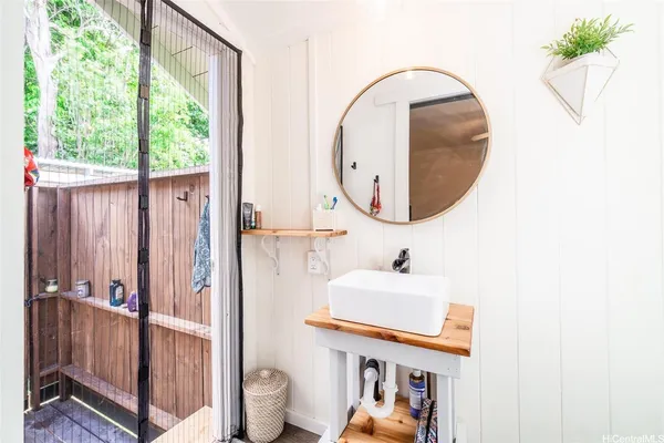 $4,500 | 66-219 Kamehameha Highway, Unit B, Haleiwa, HI 96712