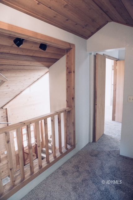 26720 Saunders Meadow Road Idyllwild, CA 92549 - Photo 46 of 65 a view of a hallway