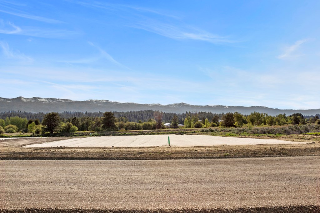 L16-b1 L16-b1 River, Unit 16 Cascade, ID 83611 - Photo 3 of 8 Pad Site Ready