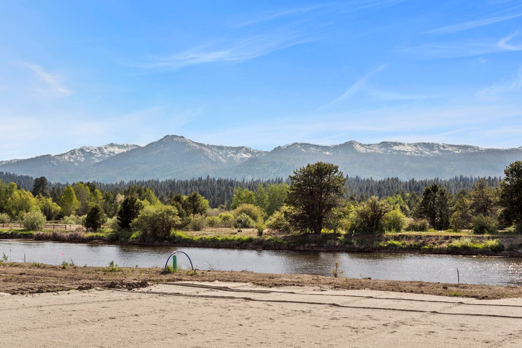 L16-b1 L16-b1 River, Unit 16 Cascade, ID 83611 - Photo 5 of 8 Breathtaking Views